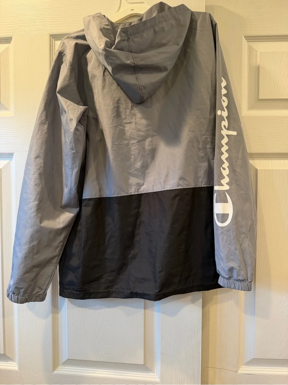 Champion windbreaker cuffs full